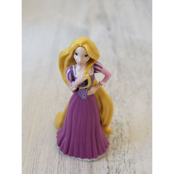 Princess Rapunzel Tangled Disney Pixar toy figure - Picture 2 of 5